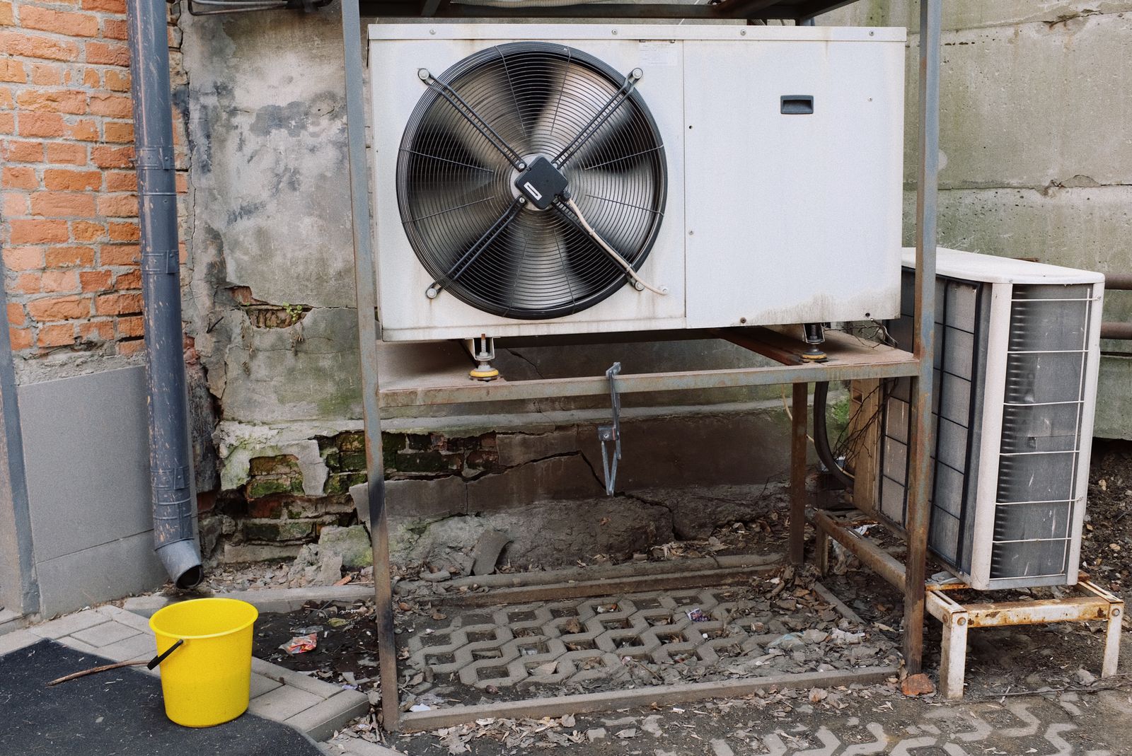 Pompe a chaleur en Belgique - unite exterieure / warmtepomp Belgie