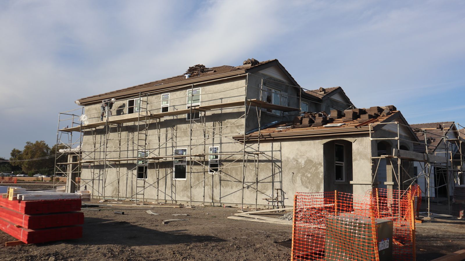 Infraction urbanistique : maison en travaux sans permis en Belgique / stedenbouwkundige overtreding